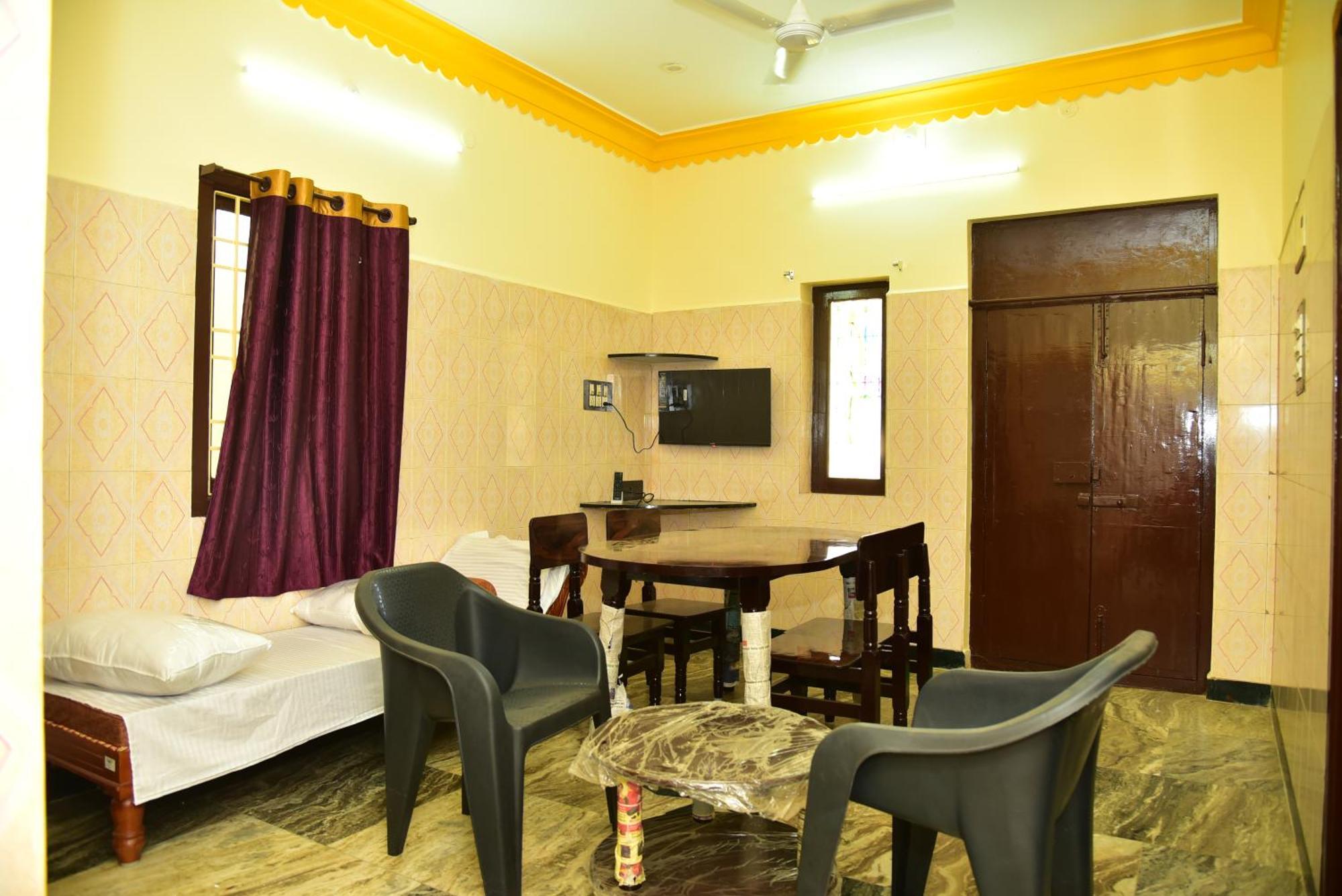 Rr Home Stay Pondicherry Exterior photo