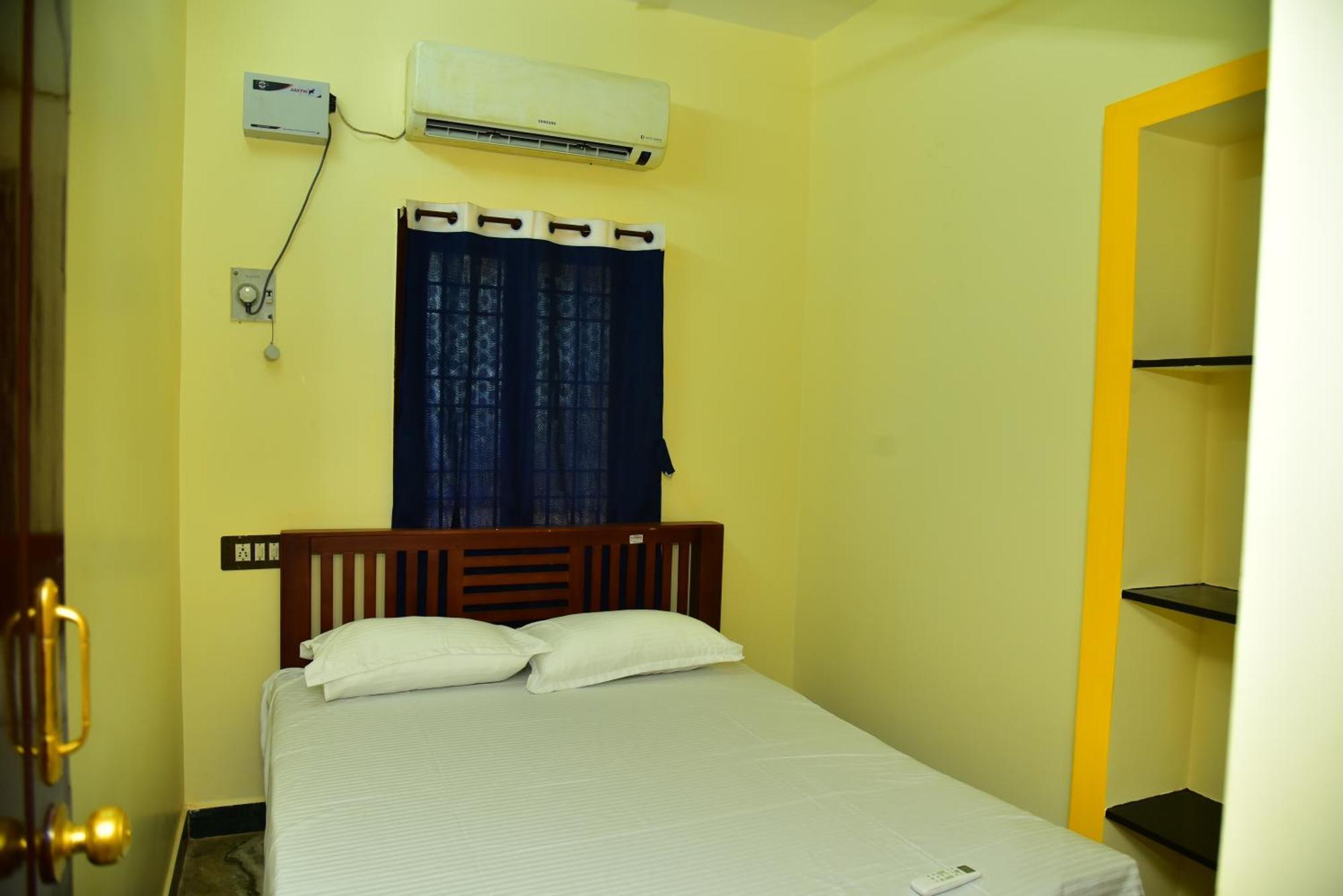 Rr Home Stay Pondicherry Exterior photo